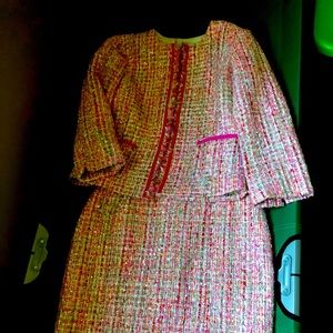 4P Tahari Pink Sparkly Suit